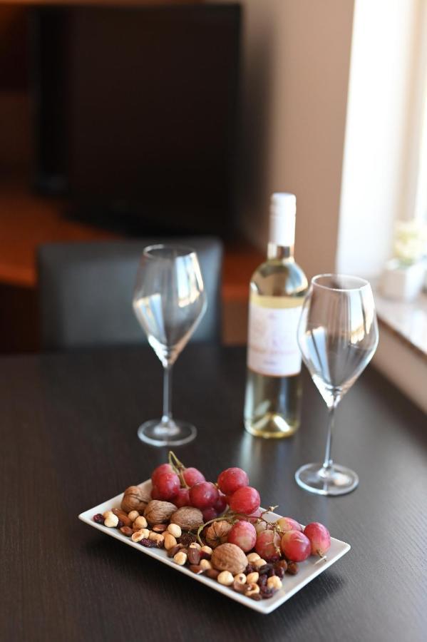 Sunset Beach Suites Kožino 外观 照片
